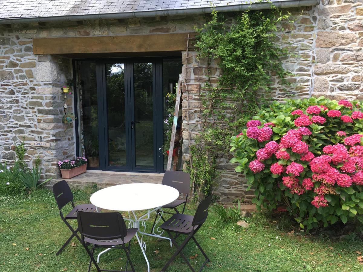 Bretagne Chambre D'Hotes Suite 53M2 Et Caravane Vintage Avec Cuisine Et Salle De Bains Privees Brittany B&B 53M2 Suite And Vintage Caravan Glamping With Private Kitchen And Bathroom Pleumeur-Gautier Eksteriør bilde