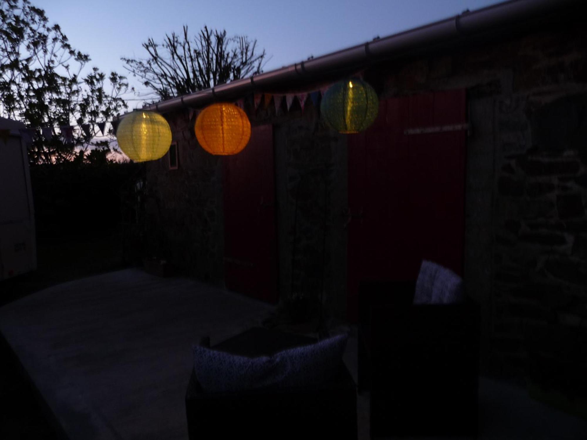 Bretagne Chambre D'Hotes Suite 53M2 Et Caravane Vintage Avec Cuisine Et Salle De Bains Privees Brittany B&B 53M2 Suite And Vintage Caravan Glamping With Private Kitchen And Bathroom Pleumeur-Gautier Eksteriør bilde